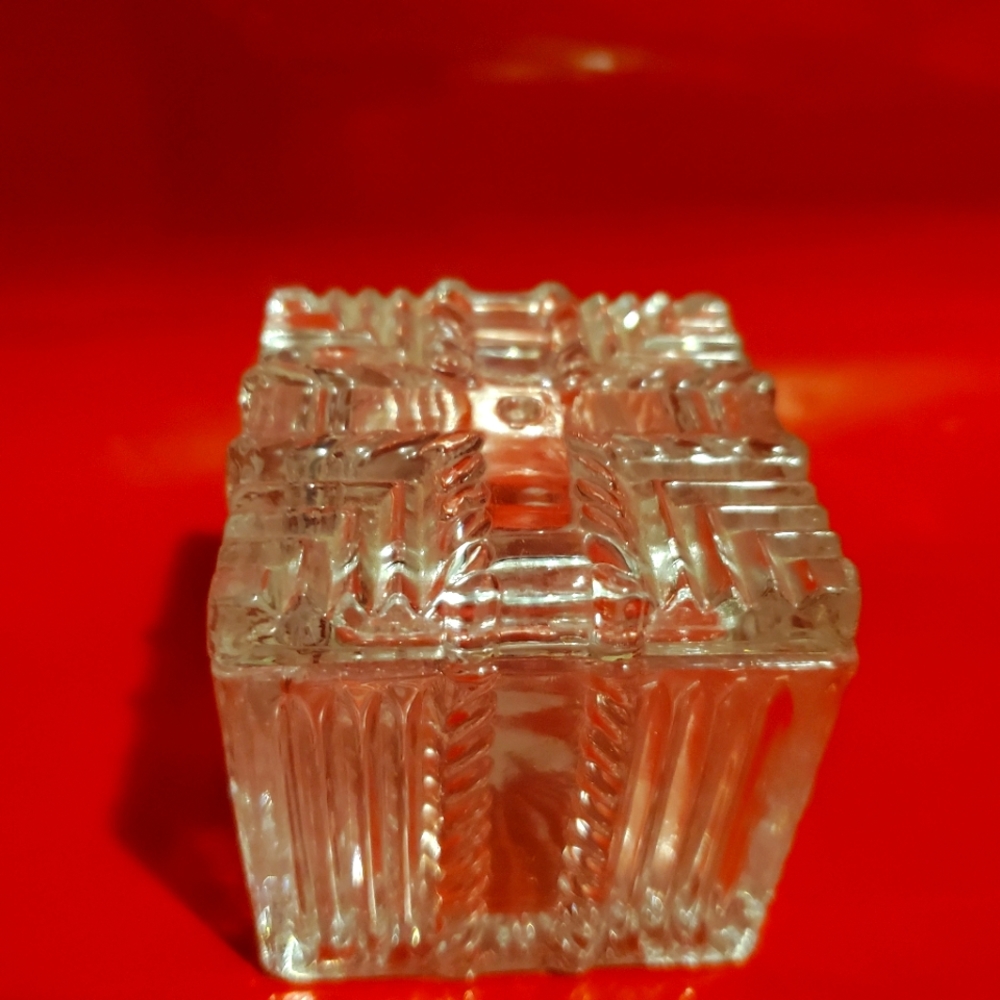 Vintage Lead Crystal Glass Vanity Trinket Box-Cube Jewelry Box 3D